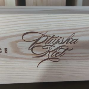 Darilna embalaža za arhivska vina