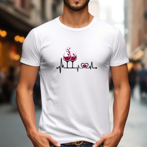 Vinski utrip rdeče vino v kozarcu, moška bela majica