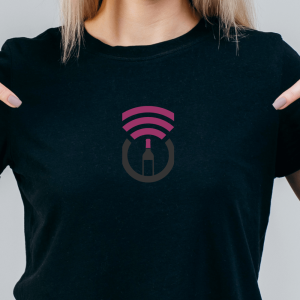 Wine-fi, ženska črna majica