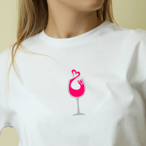 Vino s srčkom, ženska bela majica