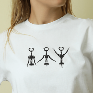 Odpirači, ženska bela majica