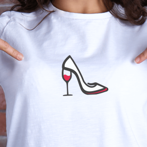 Vinski čevelj, ženska bela majica